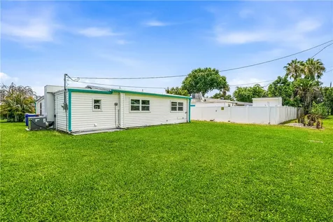 1441 4th Avenue Vero Beach FL 32960