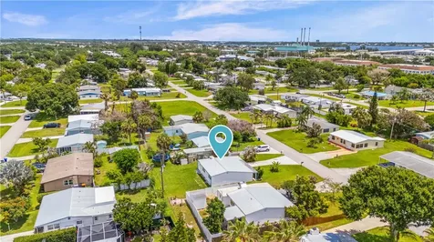 1441 4th Avenue Vero Beach FL 32960