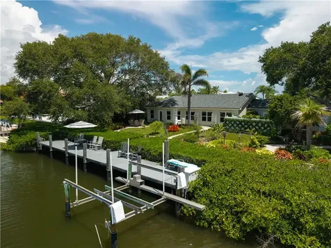 165 Mckee Lane Vero Beach FL 32960