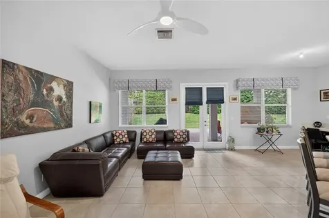 1805 Berkshire Circle SW Vero Beach FL 32968