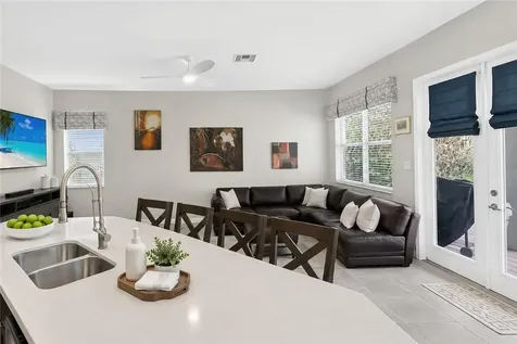 1805 Berkshire Circle SW Vero Beach FL 32968