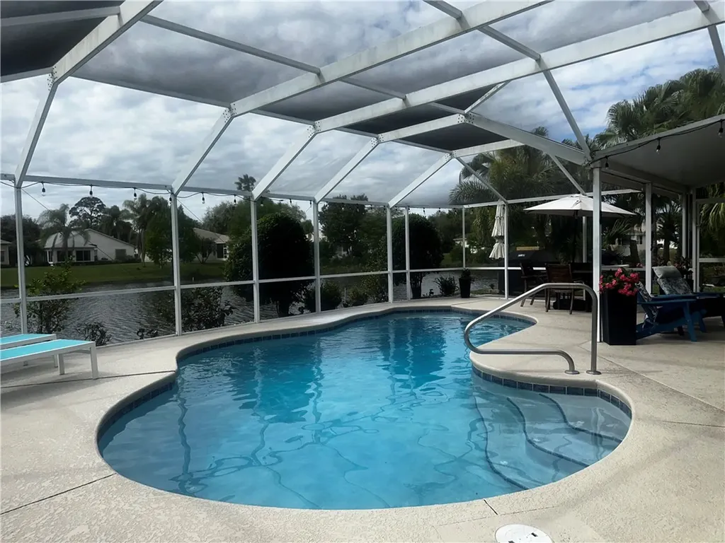 6275 33rd Manor Vero Beach FL 32966