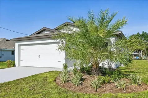 8565 104th Court Vero Beach FL 32967