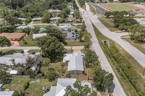 1515 20th Avenue Vero Beach FL 32960