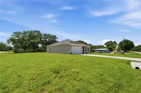 8780 92nd Avenue Vero Beach FL 32967