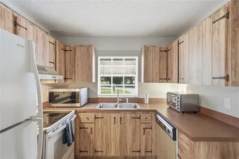 273 Easy Street Sebastian FL 32958