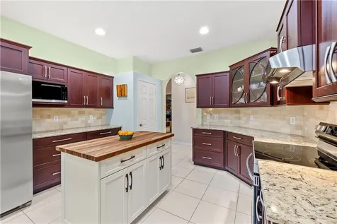 3315 65th Avenue Vero Beach FL 32966