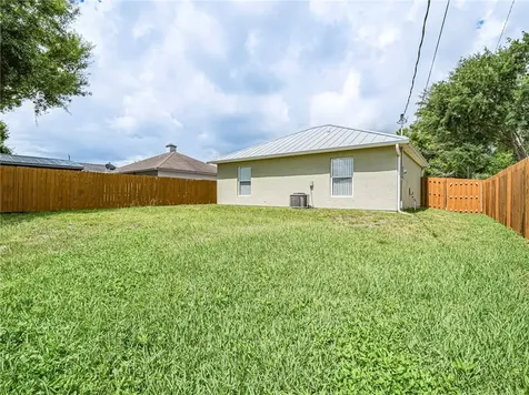 1456 25th Court SW Vero Beach FL 32962