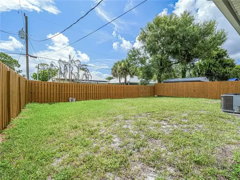 1456 25th Court SW Vero Beach FL 32962