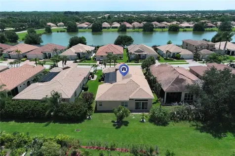 1771 Belmont Circle SW Vero Beach FL 32968