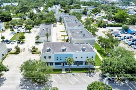 2220 12th Avenue Vero Beach FL 32960