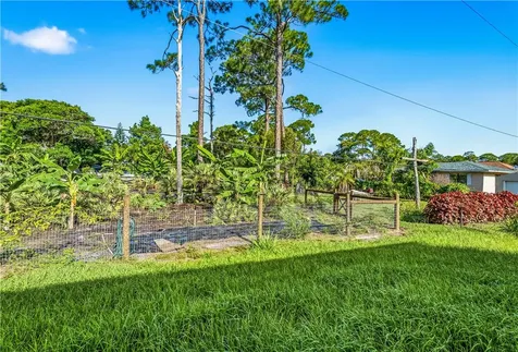 775 11th Avenue SW Vero Beach FL 32962