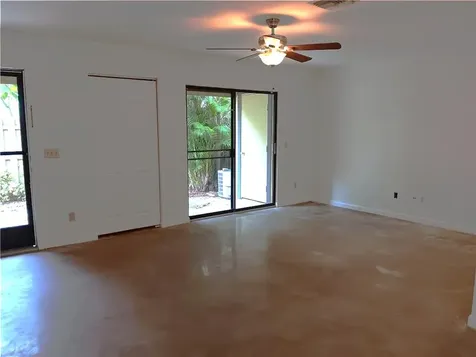 1403 39th Avenue Vero Beach FL 32960