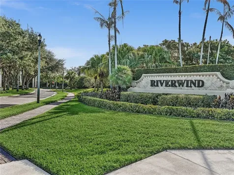 1286 River Reach Drive Vero Beach FL 32967