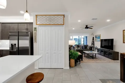 6105 Red Maple Manor Vero Beach FL 32966