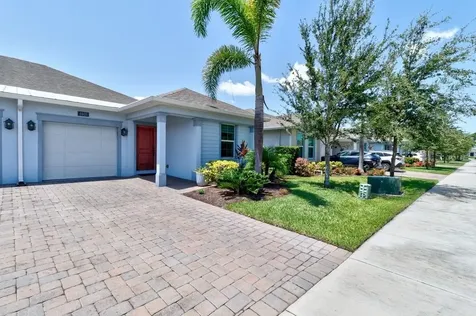 6105 Red Maple Manor Vero Beach FL 32966