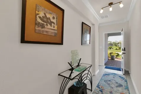 6105 Red Maple Manor Vero Beach FL 32966