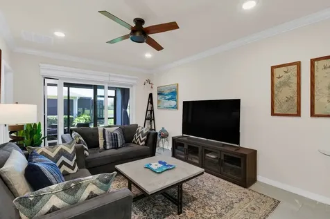 6105 Red Maple Manor Vero Beach FL 32966