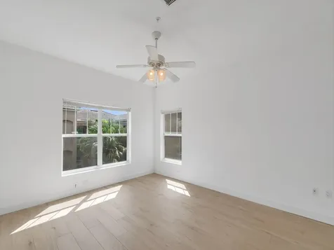 5025 Fairways Circle Vero Beach FL 32967