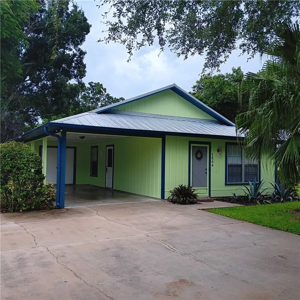 1844 23rd Avenue Vero Beach FL 32960