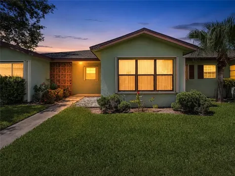 1758 Lakefront Boulevard Fort Pierce FL 34982