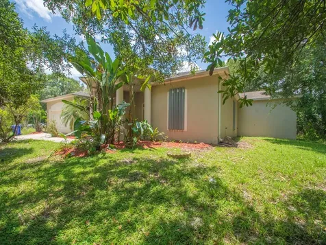 4655 52nd Avenue Vero Beach FL 32967