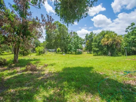 4655 52nd Avenue Vero Beach FL 32967