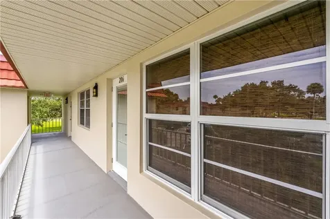 6 Vista Palm Lane Vero Beach FL 32962