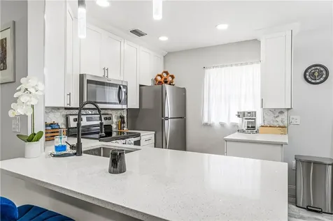 6 Vista Palm Lane Vero Beach FL 32962