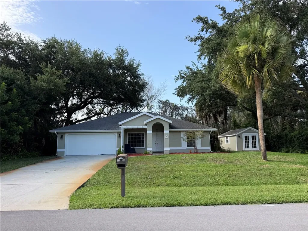 1290 5th Place Vero Beach FL 32962