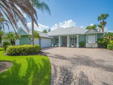 6566 35th Place Vero Beach FL 32966