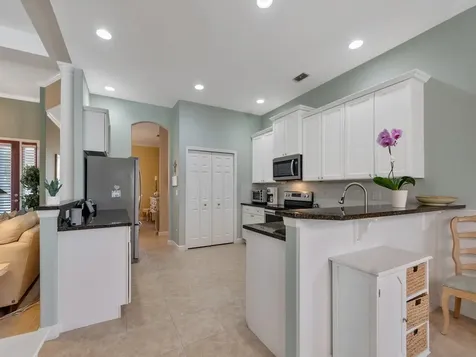 6566 35th Place Vero Beach FL 32966
