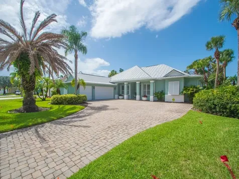 6566 35th Place Vero Beach FL 32966