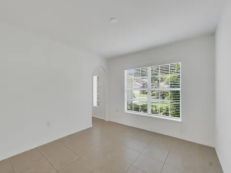 2538 12th Square SW Vero Beach FL 32968