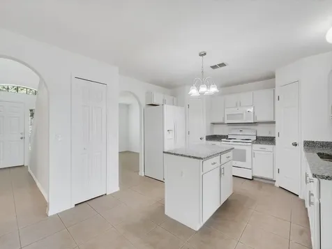 2538 12th Square SW Vero Beach FL 32968