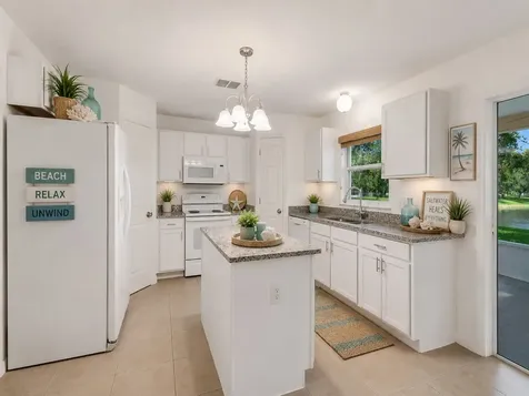 2538 12th Square SW Vero Beach FL 32968
