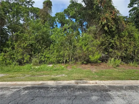125 Cardinal Drive Sebastian FL 32958