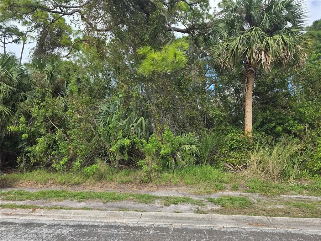 123 Cardinal Drive Sebastian FL 32958