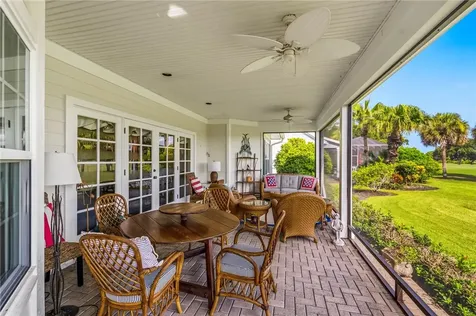 700 Summerwood Lane SW Vero Beach FL 32962