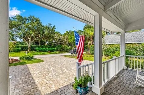 700 Summerwood Lane SW Vero Beach FL 32962