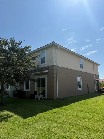 1057 Normandie Way Vero Beach FL 32960