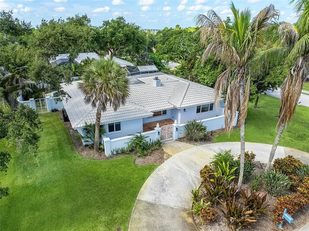 500 Gardenia Lane Vero Beach FL 32963