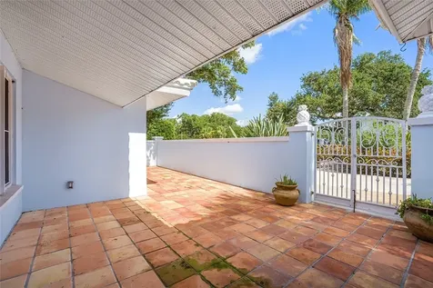 500 Gardenia Lane Vero Beach FL 32963