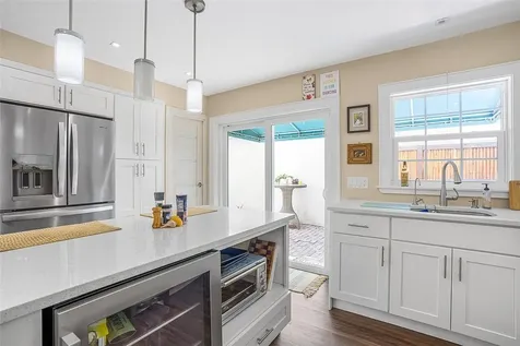 490 10th Place Vero Beach FL 32960