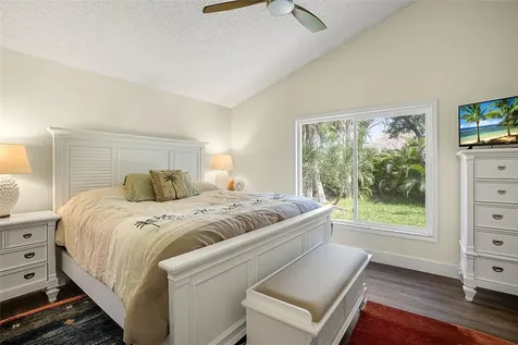 490 10th Place Vero Beach FL 32960