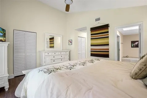490 10th Place Vero Beach FL 32960