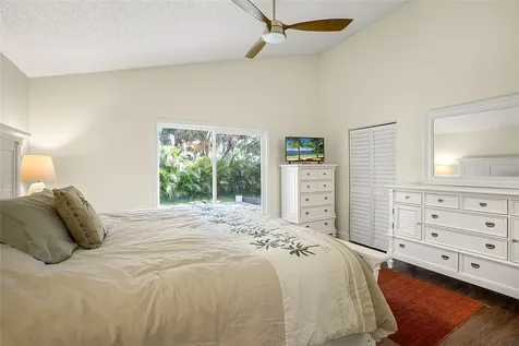 490 10th Place Vero Beach FL 32960