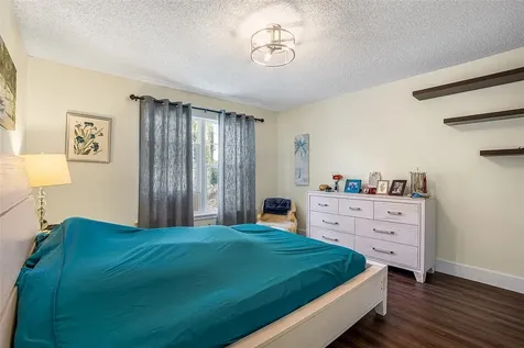 490 10th Place Vero Beach FL 32960