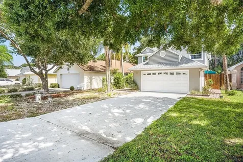490 10th Place Vero Beach FL 32960