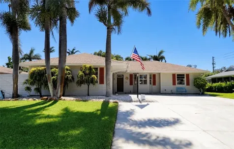 175 9th Court Vero Beach FL 32962